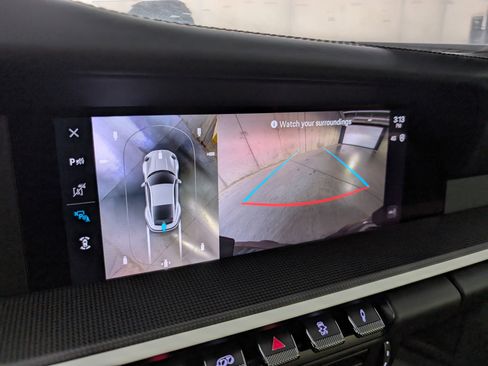 Used 2025 Porsche 911 Carrera 4 GTS image 31