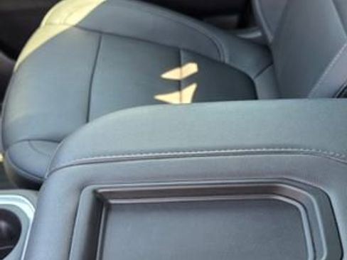 Used 2021 Chevrolet Silverado 1500 LTZ AWD/4WD image 25