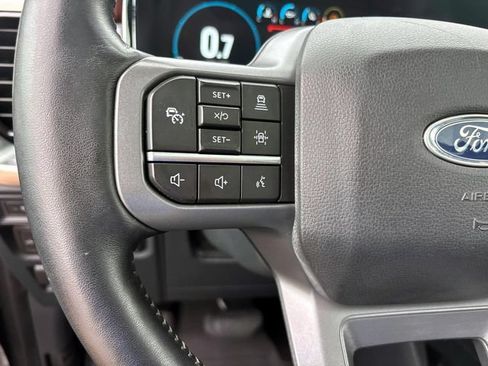 Used 2022 Ford F150 Lariat w/ Equipment Group 502A High AWD/4WD image 22