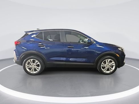 Used 2023 Buick Encore GX Preferred w/ Cold Weather Comfort Package FWD image 2