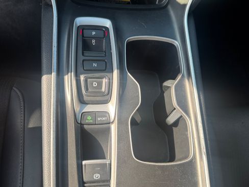 Used 2021 Honda Accord Sport image 14