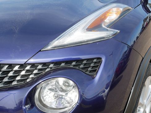 Used 2015 Nissan Juke SL image 16