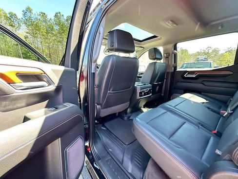 Used 2023 GMC Sierra 1500 Denali w/ Denali Reserve Package image 17