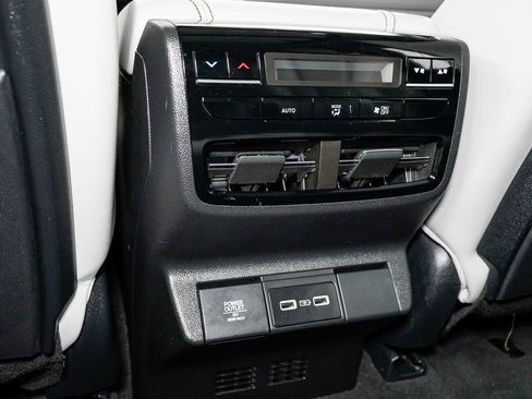 Certified 2023 Acura MDX SH-AWD w/ Technology Package image 28