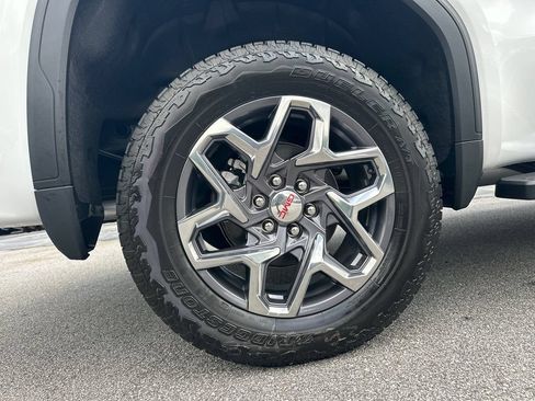 New 2026 GMC Sierra 1500 SLT w/ SLT Premium Plus Package AWD/4WD image 18
