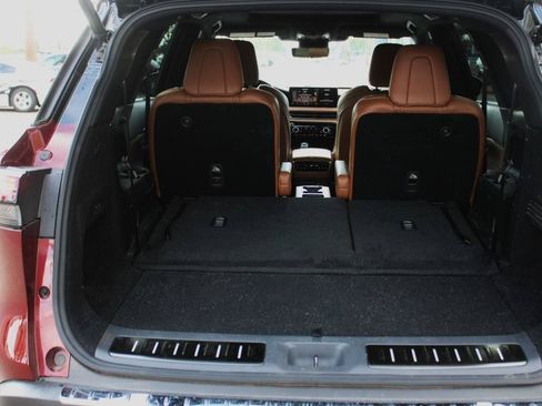 Used 2025 INFINITI QX60 Autograph w/ Lighting Package (N94) AWD/4WD image 6