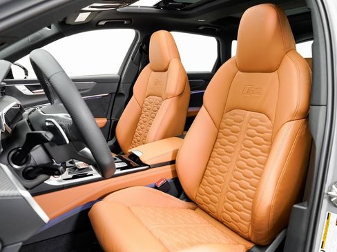 Used 2023 Audi RS 6 image 5