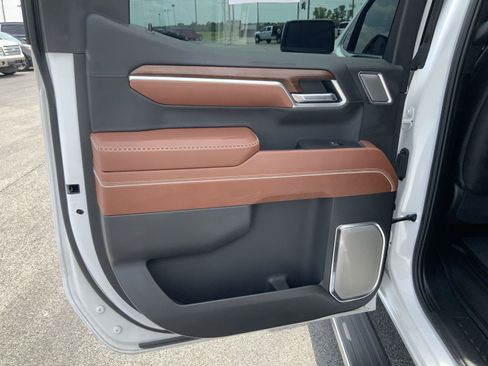 Used 2025 GMC Sierra 1500 Denali Ultimate AWD/4WD image 58