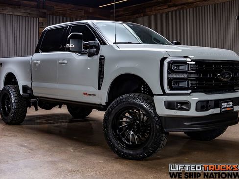 Used 2026 Ford F250 Platinum image 1