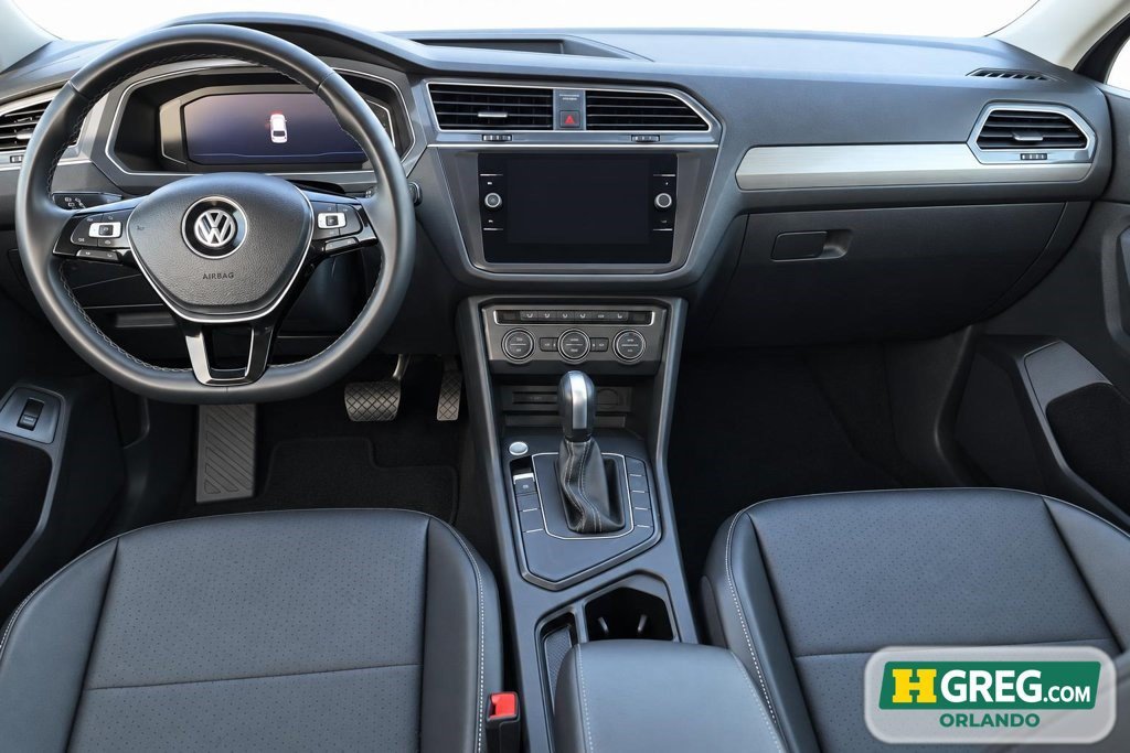 Used 2021 Volkswagen Tiguan SEL FWD image 11