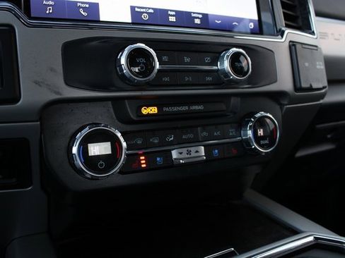 Used 2022 Ford F350 Lariat w/ Lariat Ultimate Package image 8