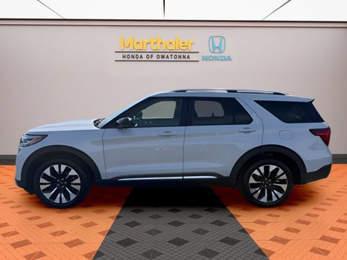 Used 2026 Ford Explorer Platinum w/ LUX Leather Package AWD/4WD image 2