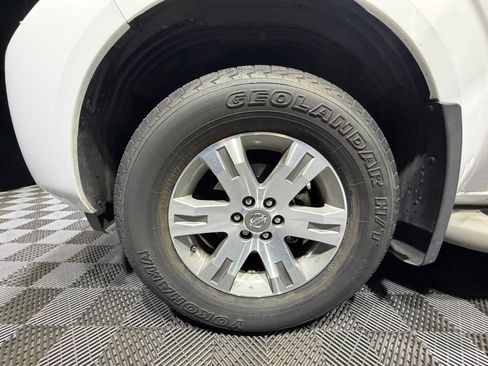 Used 2011 Nissan Pathfinder Silver image 26