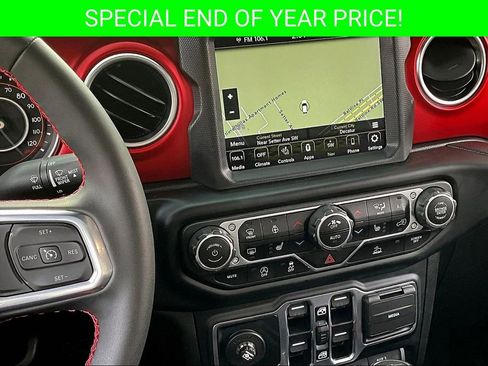 Used 2023 Jeep Gladiator Rubicon w/ LED Lighting Group image 10