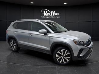Used 2022 Volkswagen Taos SE video 1