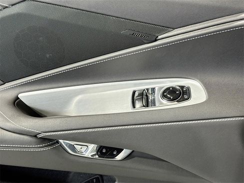 Used 2023 Chevrolet Corvette Stingray Coupe w/ Z51 Performance Package image 29