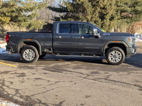 Used 2021 GMC Sierra 2500 Denali image 8