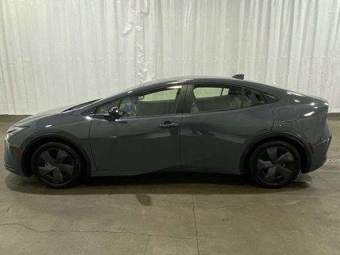 Certified 2024 Toyota Prius LE image 7