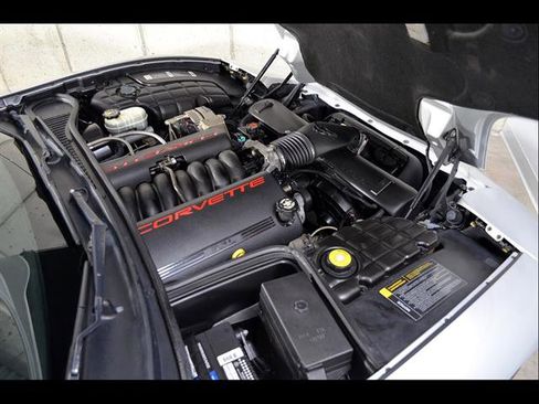 Used 1997 Chevrolet Corvette Coupe w/ Memory Pkg RWD image 22