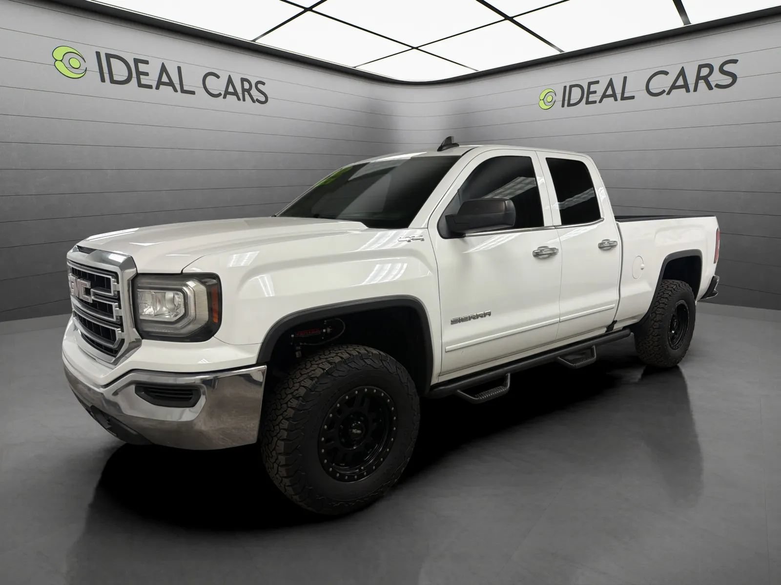 Used 2016 GMC Sierra 1500 SLE AWD/4WD image 1