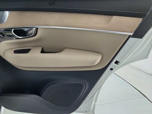 New 2026 Volvo XC90 T8 Ultra w/ Lounge Package AWD/4WD image 37