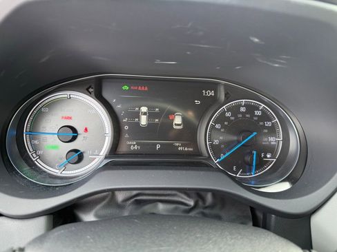 Used 2021 Toyota Venza XLE w/ Softex Package image 24