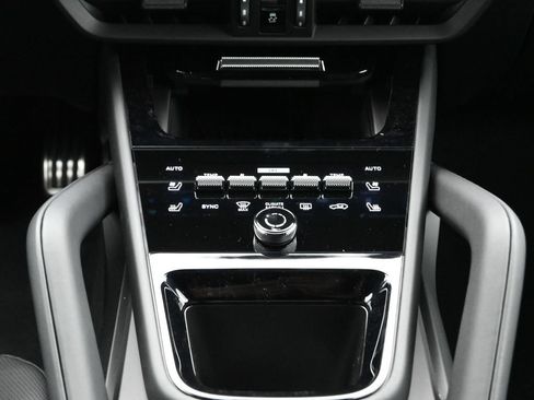 New 2026 Porsche Cayenne S AWD/4WD image 23