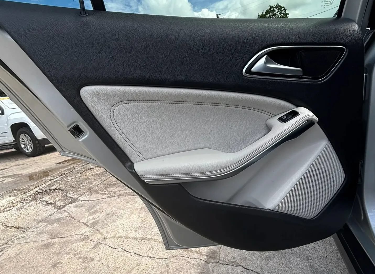 Used 2015 Mercedes-Benz GLA 250 image 20