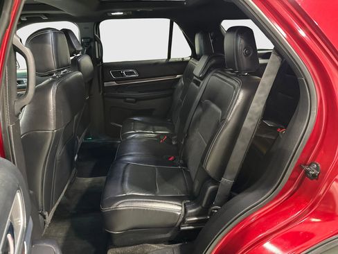Used 2017 Ford Explorer Limited w/ Equipment Group 301A AWD/4WD image 10