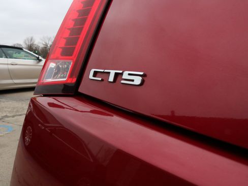 Used 2011 Cadillac CTS Premium image 17