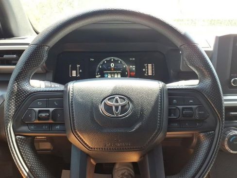 Used 2024 Toyota Tacoma SR5 AWD/4WD image 21