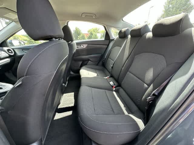 Used 2021 Kia Forte LXS FWD image 16