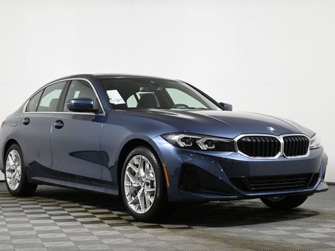 New 2026 BMW 330i xDrive Sedan w/ Convenience Package image 9