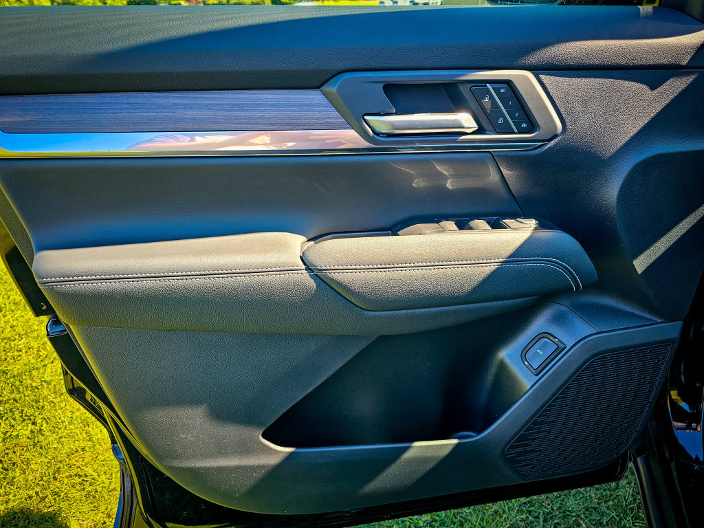 New 2027 GMC Terrain Denali AWD/4WD image 9