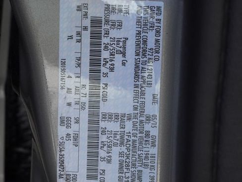 Used 2015 Ford Focus SE FWD image 32