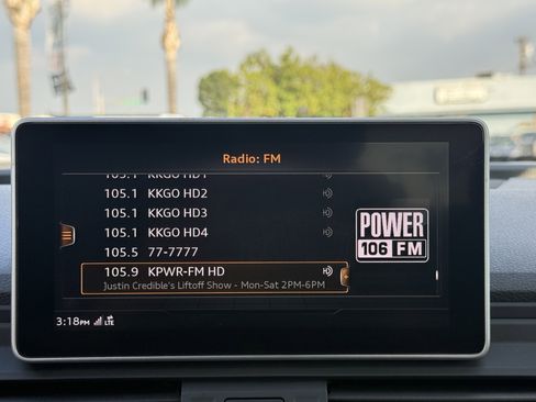 Used 2020 Audi Q5 e Premium Plus w/ Premium Plus Package image 27