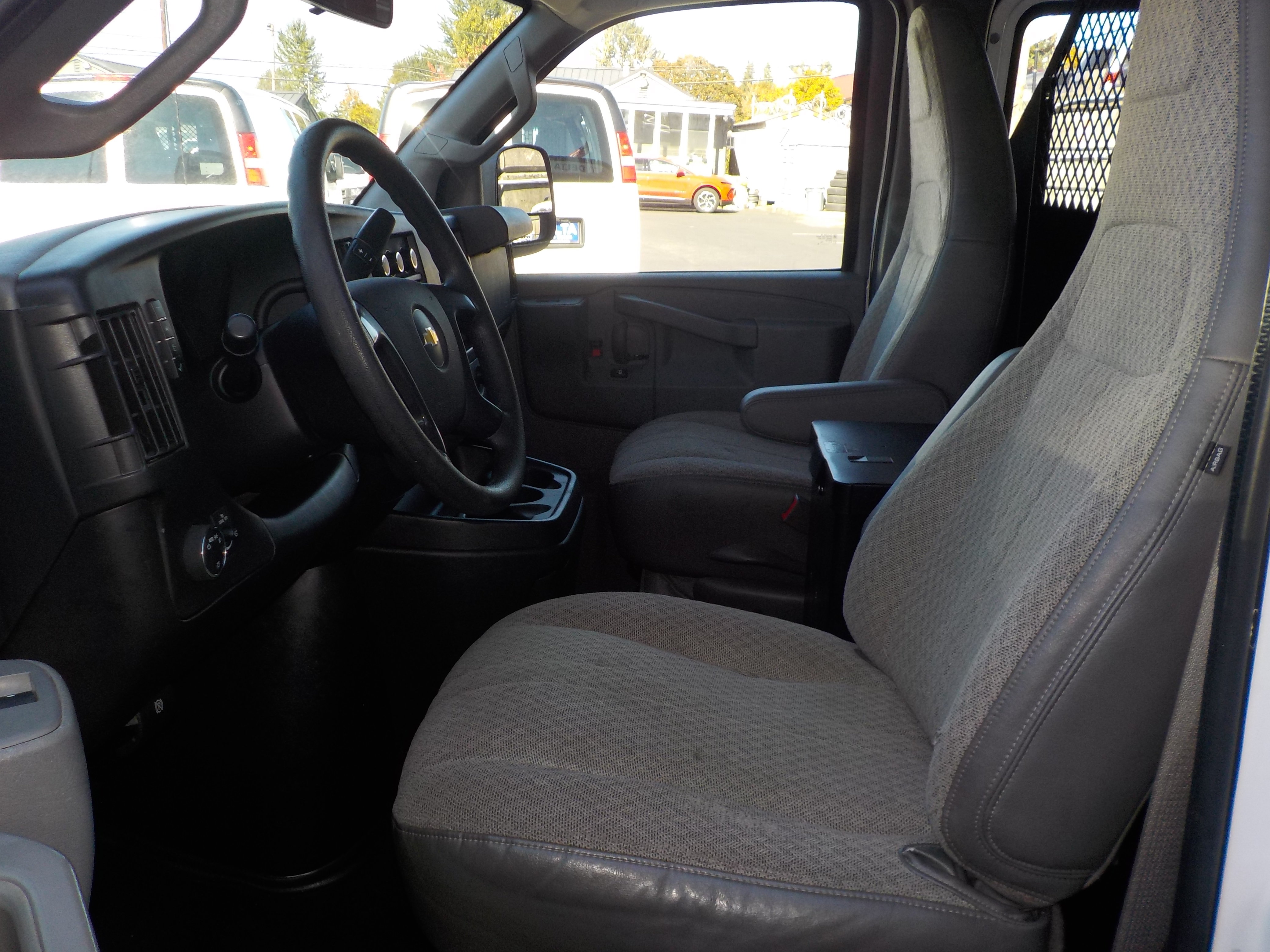 Used 2016 Chevrolet Express 2500 w/ Cold Climate Package RWD image 13