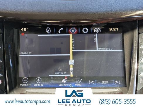 Used 2015 Cadillac Escalade Premium image 26