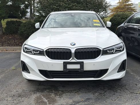 Used 2024 BMW 330i Sedan RWD image 2
