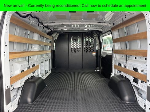 Used 2025 Ford Transit 250 Low Roof w/ Exterior Upgrade Package RWD image 9