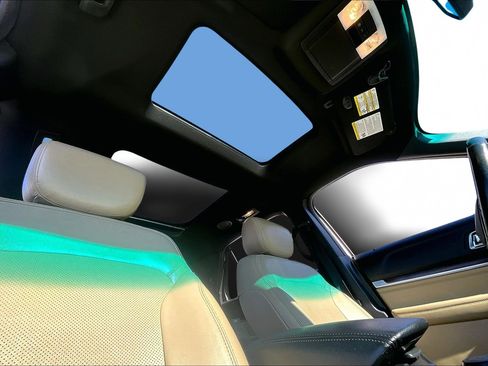 Used 2016 Ford Explorer Limited w/ Equipment Group 301A image 17