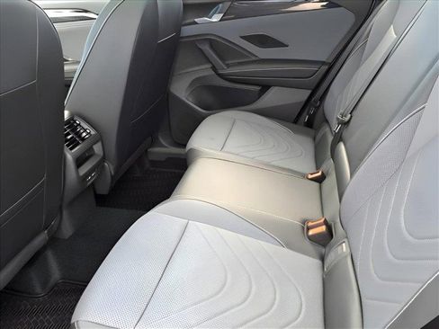 New 2026 Volkswagen Tiguan SE image 16