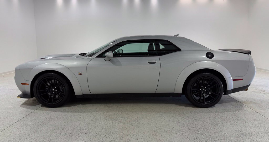 Used 2020 Dodge Challenger R/T Scat Pack RWD image 2