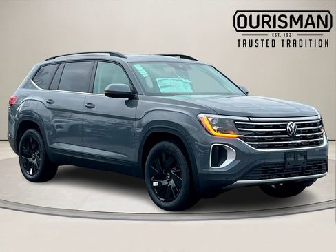 New 2026 Volkswagen Atlas SE image 1
