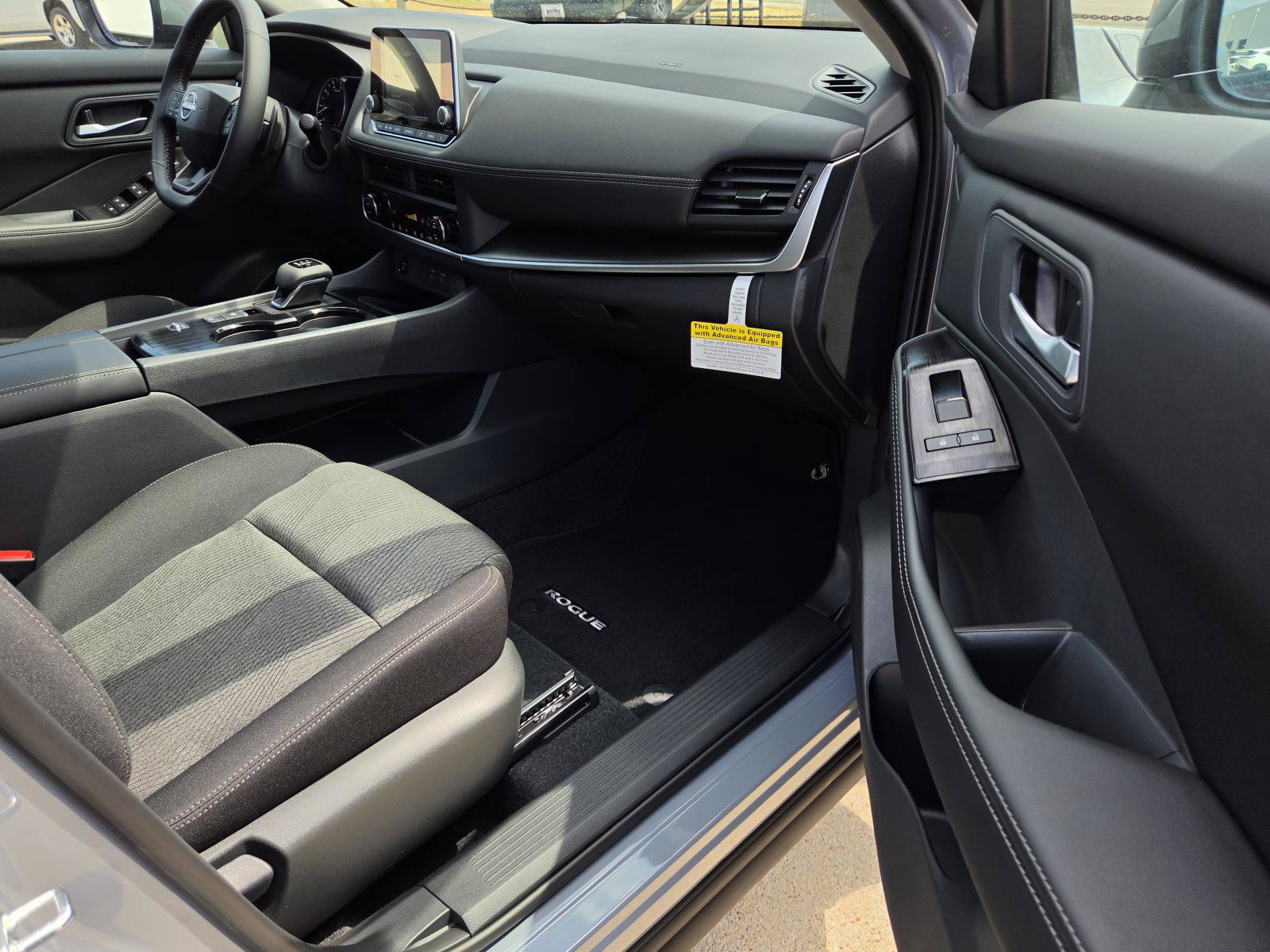 New 2026 Nissan Rogue SV FWD image 10