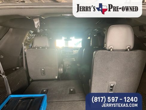 Used 2021 Chevrolet Tahoe RST w/ Luxury Package RWD image 8