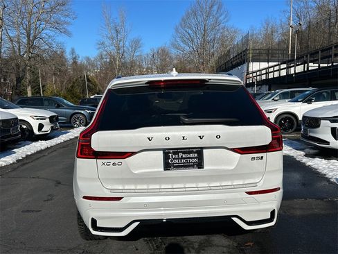 New 2026 Volvo XC60 B5 Ultra w/ Protection Package Premier image 3