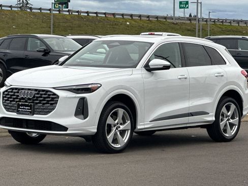 New 2025 Audi Q5 Premium Plus image 7