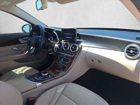 Used 2018 Mercedes-Benz C 300 Sedan image 18
