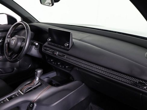 Used 2025 Honda HR-V Sport image 25